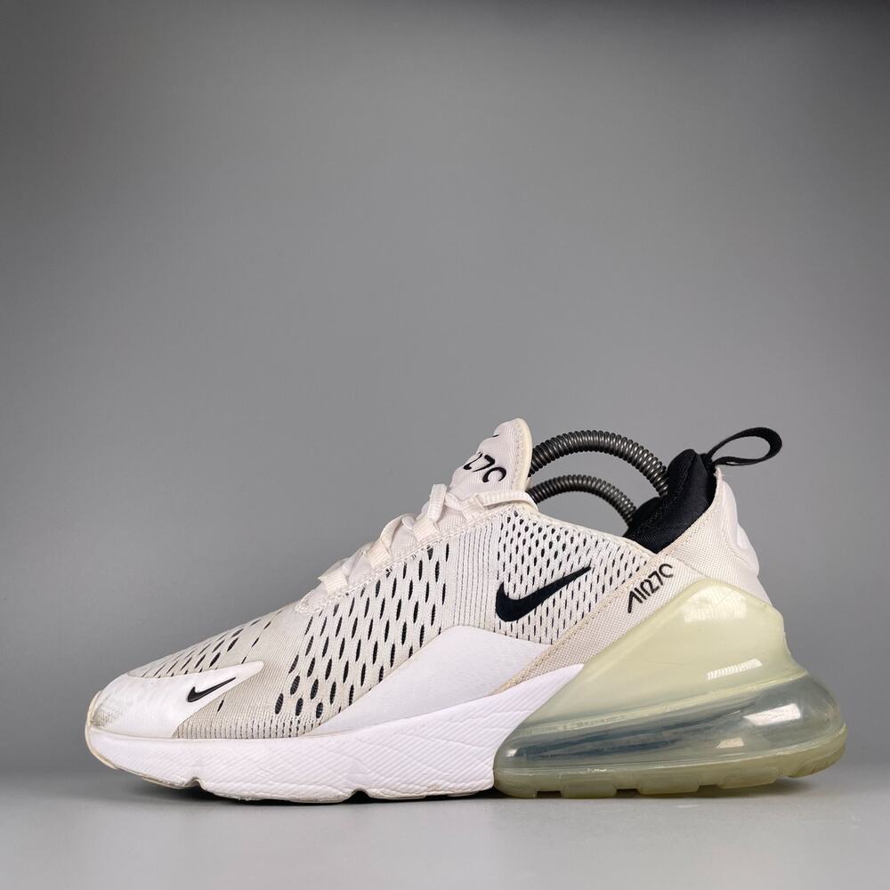 Nike Air Max 270 Women's Size 9 White Black Athletic Sneaker Running Sneaker GUC
